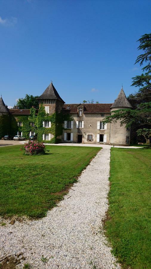 Chassenon Pierre Deluen Domaine De La Grange De Quaire Bed & Breakfast エクステリア 写真