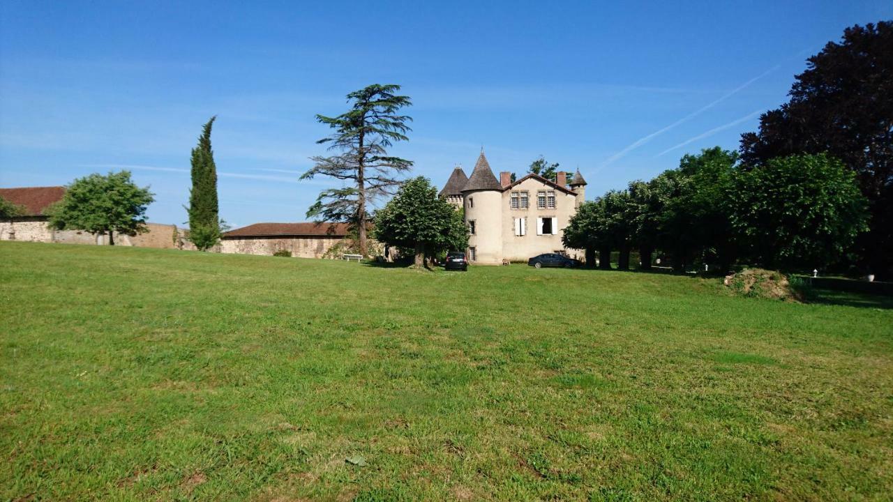 Chassenon Pierre Deluen Domaine De La Grange De Quaire Bed & Breakfast エクステリア 写真